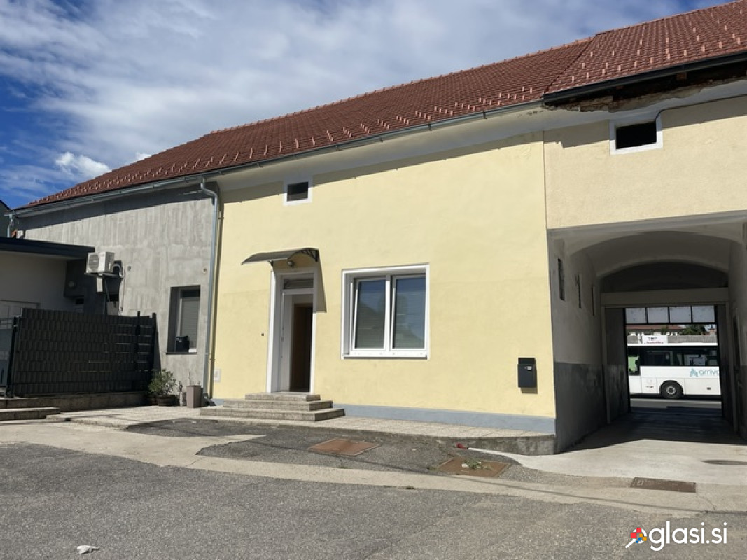 REZERVIRANO- 3 SOBNO  STANOVANJE V VRSTNI HI