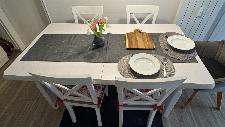 Jedilna miza bele barve 160x90
