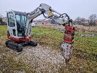 Mini bager Takeuchi 2t ogrevana kabina,Powertilt...