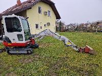 Mini bager Takeuchi 2t ogrevana kabina,Powertilt...