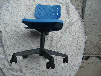 OTROŠKI STOL