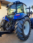 PRODAM TRAKTOR NEW HOLLAND