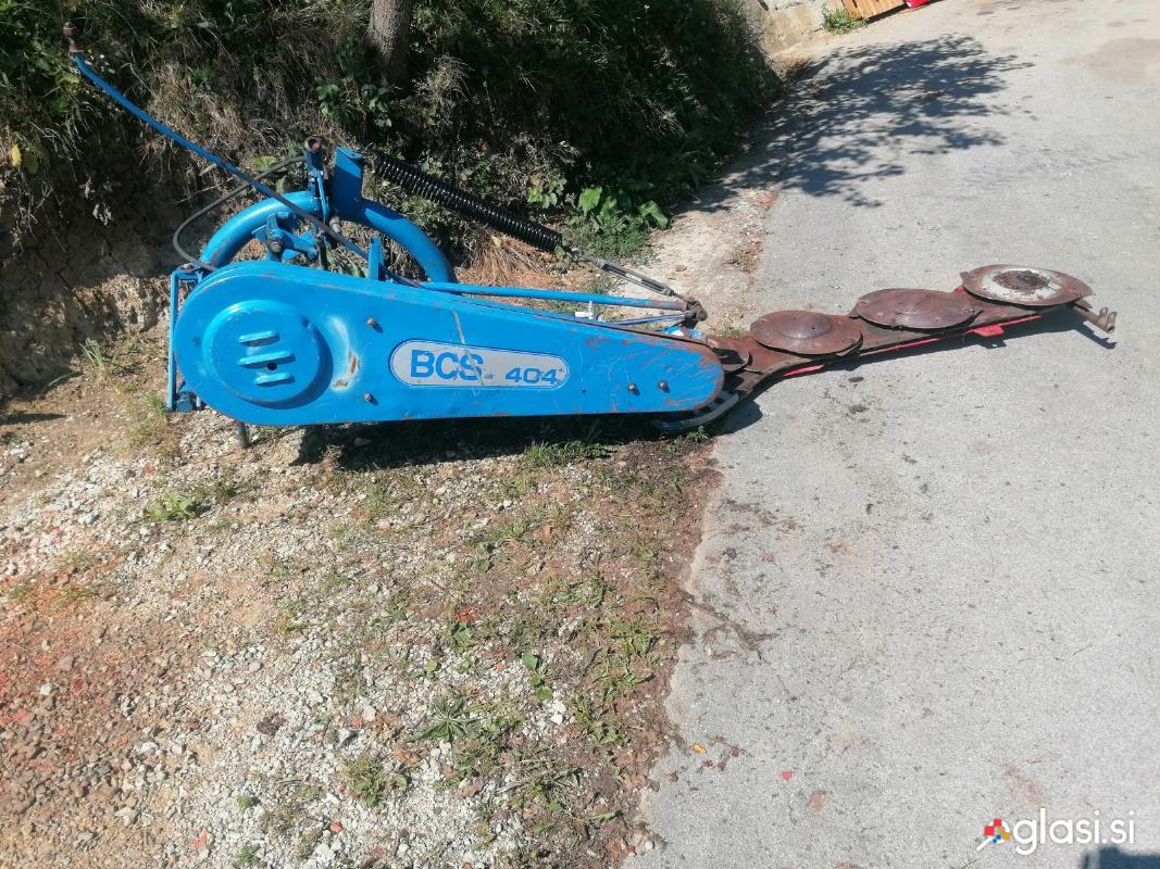 BCS 404 hidrolični dvig
