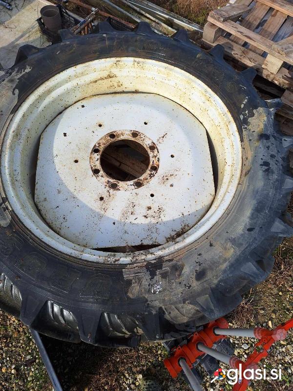 Traktorske gume z platišči 340/85R36 (13.6 R36)