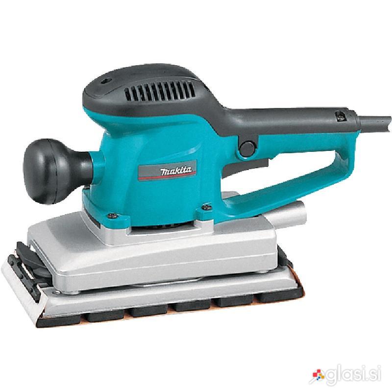 MAKITA Vibracijski brusilnikBO4900V