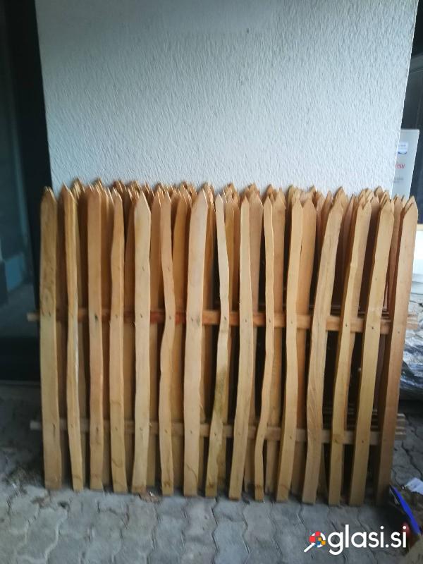 Lesena ograja, stebri, podstavek za steber