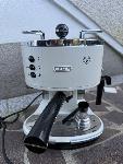Kavni aparat Delonghi, zelo ohranjen, Ljubljana