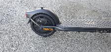 Električni skiro Segway Ninebot F2