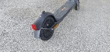 Električni skiro Segway Ninebot F2