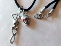 Skull/Skeleton verižica + uhančki, goth, nenošeno