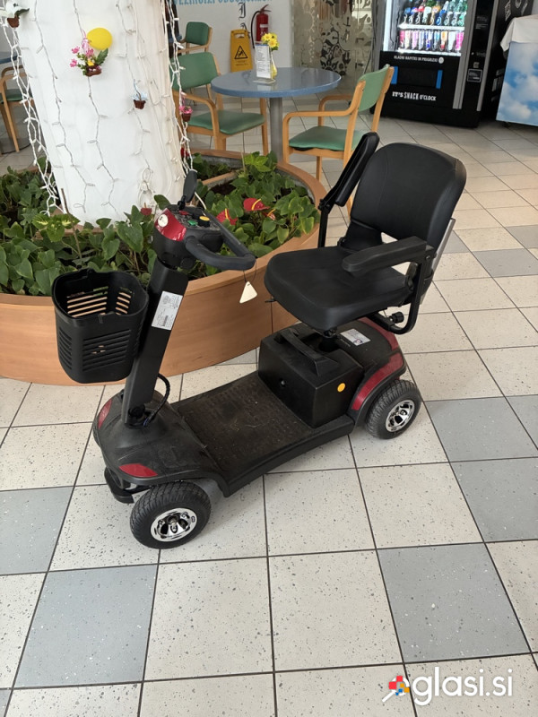 Električni mobilni skuter za starejše / invalide - uporabljen 3x