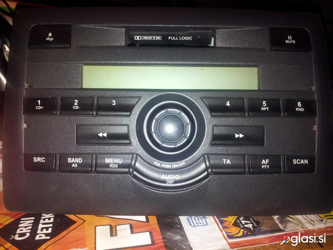 Prodam original avtoradio FIAT Stilo.