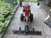 Prodam motorno kosilnico