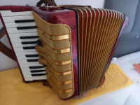 HOHNER 40 in 48