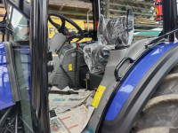 Traktor Landtrac TB754C
