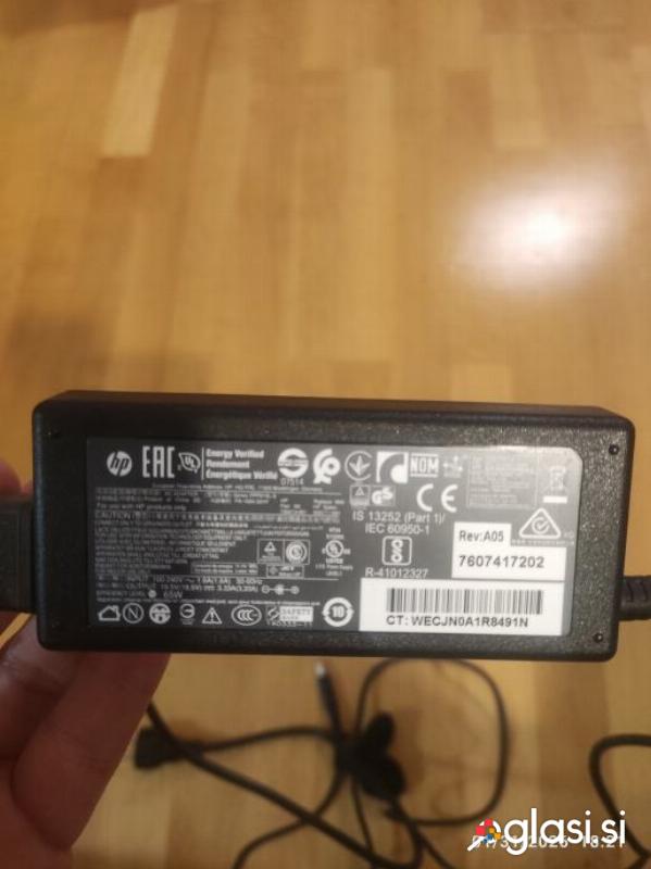 HP polnilec