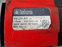 Iskra vrtalnik