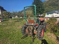 Prodam traktor