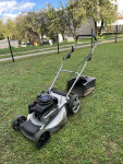 Prodam samohodno kosilnico s košaro (675-190cc ALKO), na bencin, 150