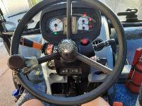 PRODAM TRAKTOR NEW HOLLAND