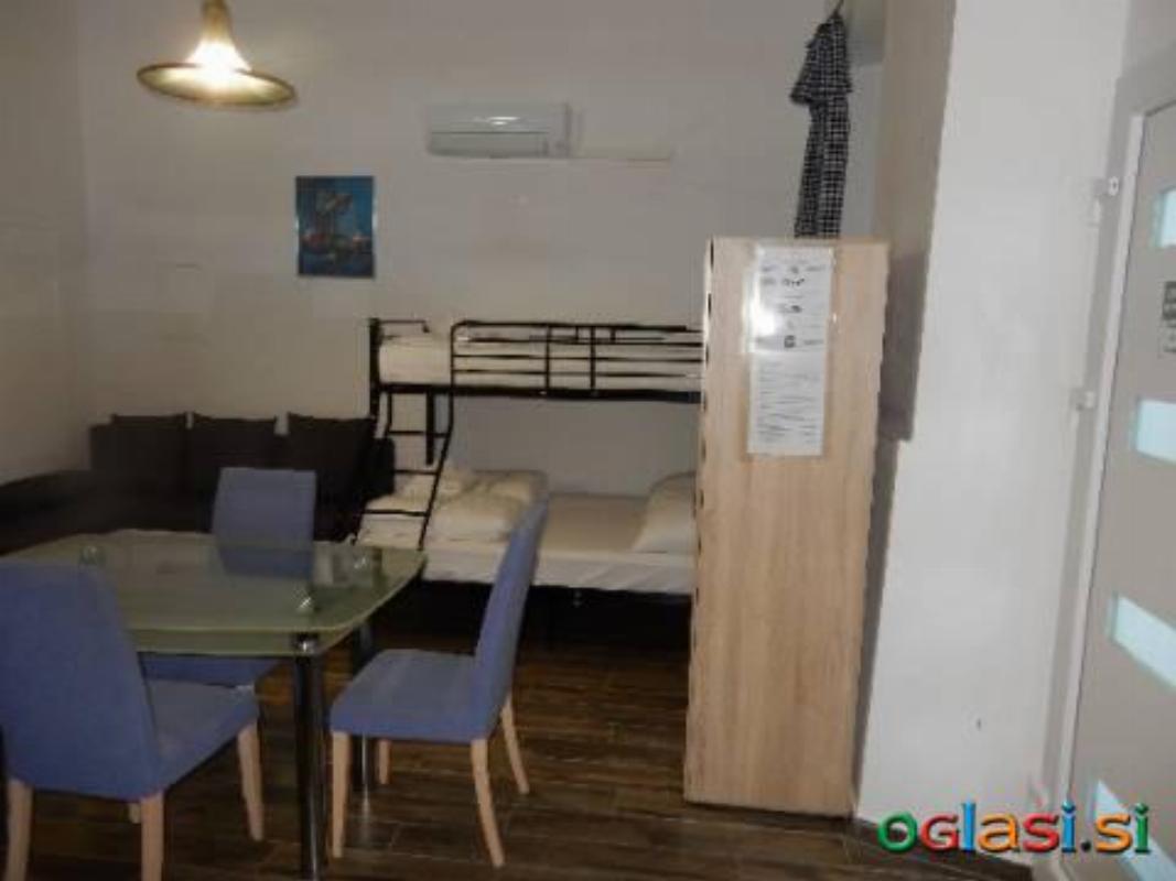 Piran, center -Dantijeva - Oddam nov opremljen apartma 75 m2, z kuhinjo klimo Po