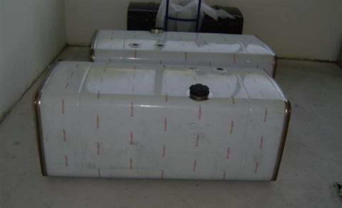 Rezervoar, za gorivo iz rostfrei, 600 l (150x61x72 cm)
