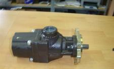 Črpalka,hidravlična,batna,OMFB z nastavkom SAE BZ-3