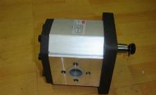 Motor, hidravlični, zobniški, 50 cm3