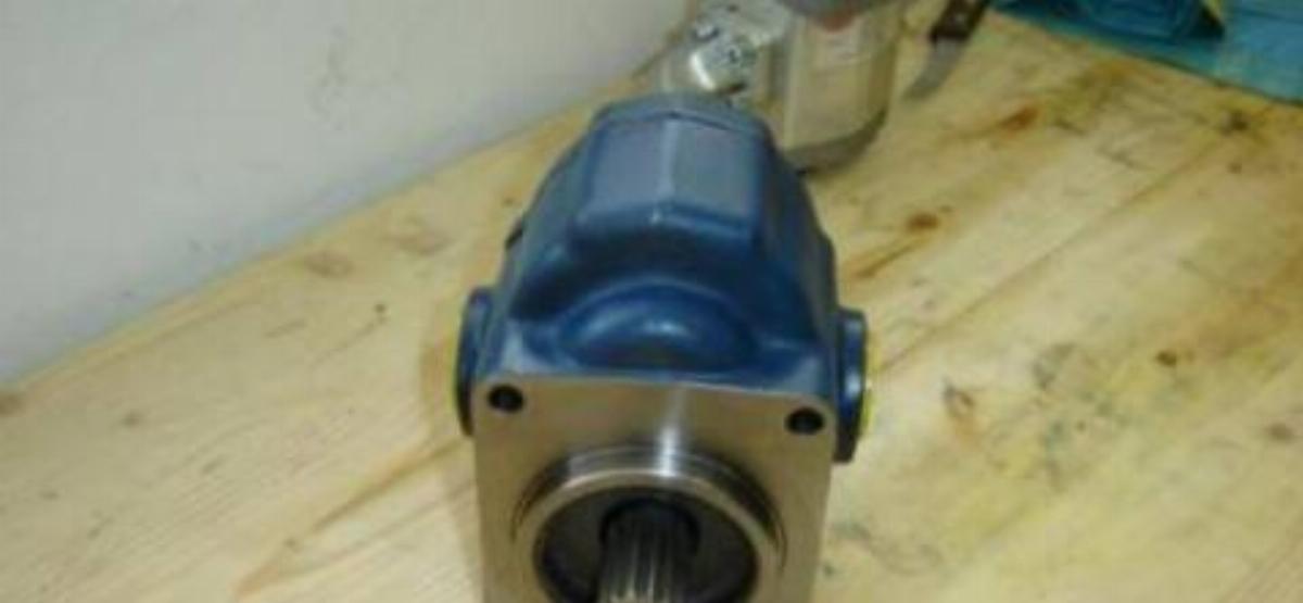 Črpalka, hidravlična, Kawasaki B - 70