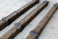 IMITACIJA LESENIH TRAMOV - za fasade